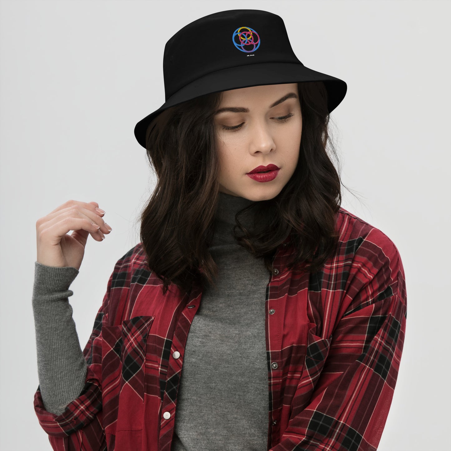 CONNECTED Bucket Hat