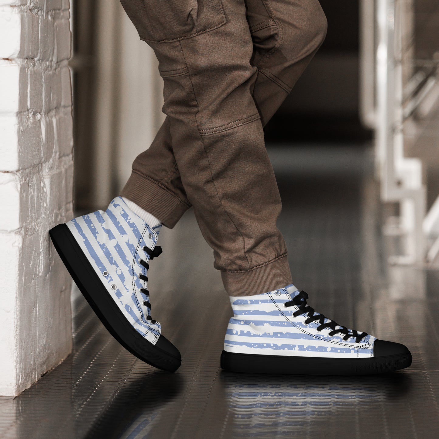 SHINE BRIGHT Men’s High Top Canvas Shoes (Light Blue)