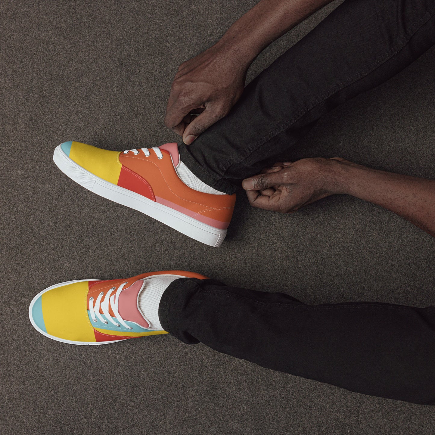 COLORFUL Men’s Lace-Up Canvas Shoes
