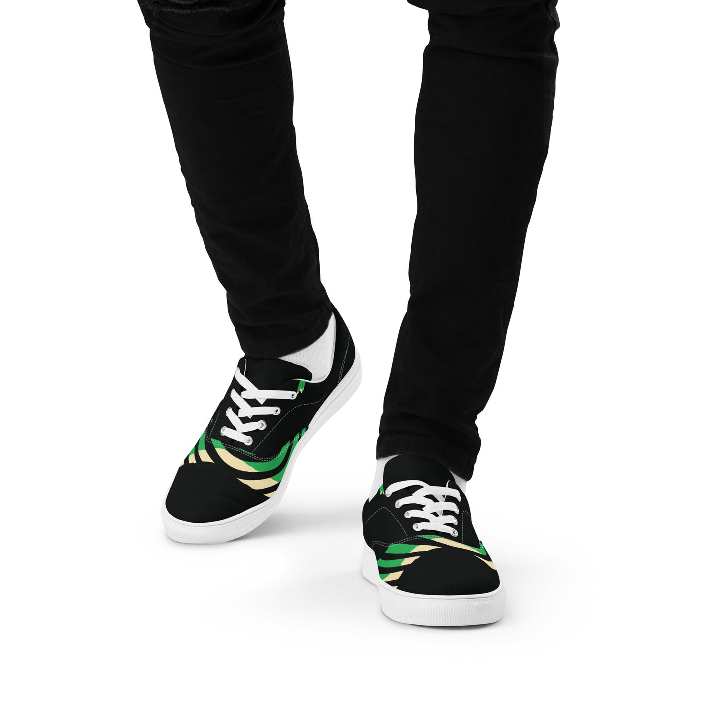 MAKE YOUR MARK Men’s Lace-Up Canvas Shoes