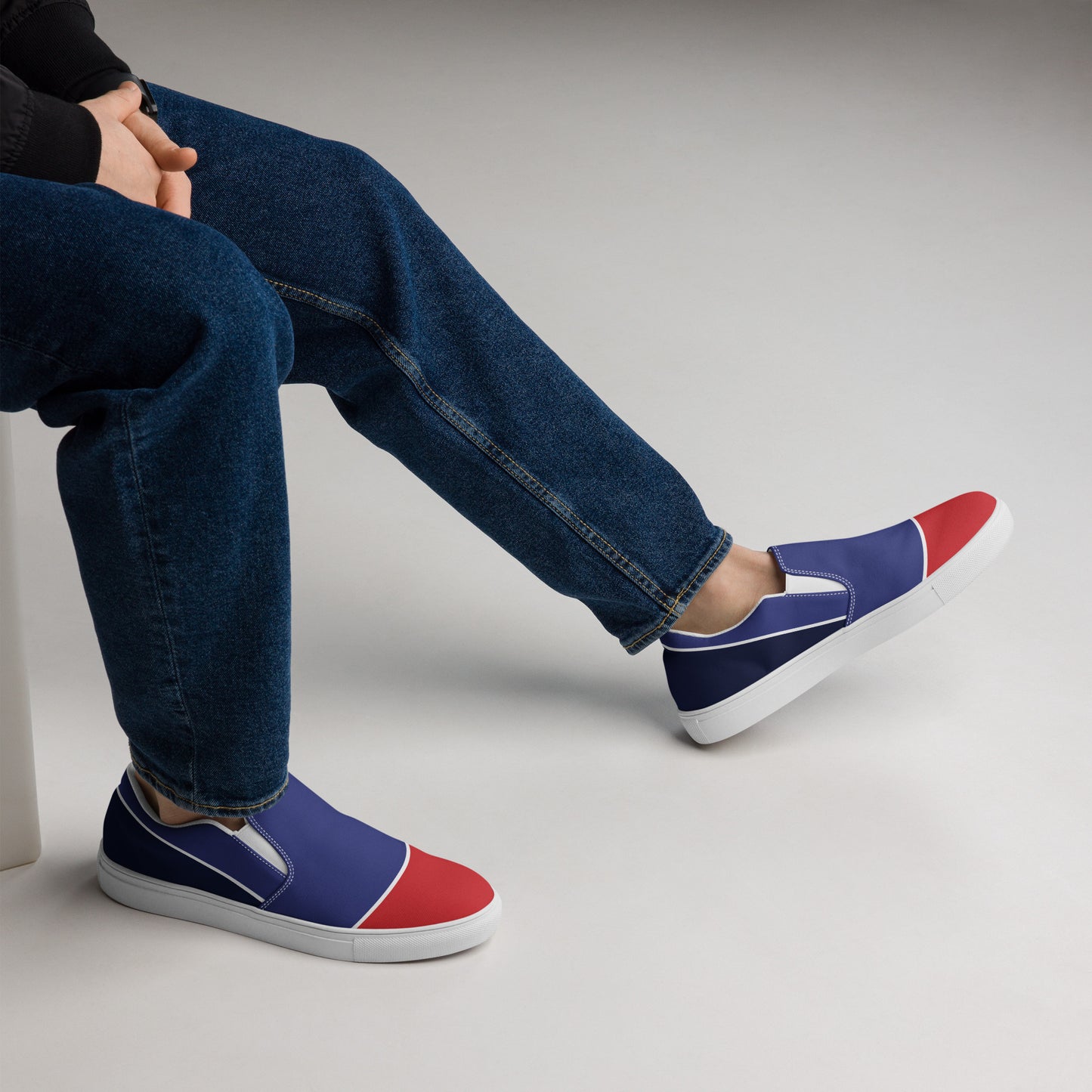 Men’s Slip-On Canvas Shoes (Red, Navy Blue)