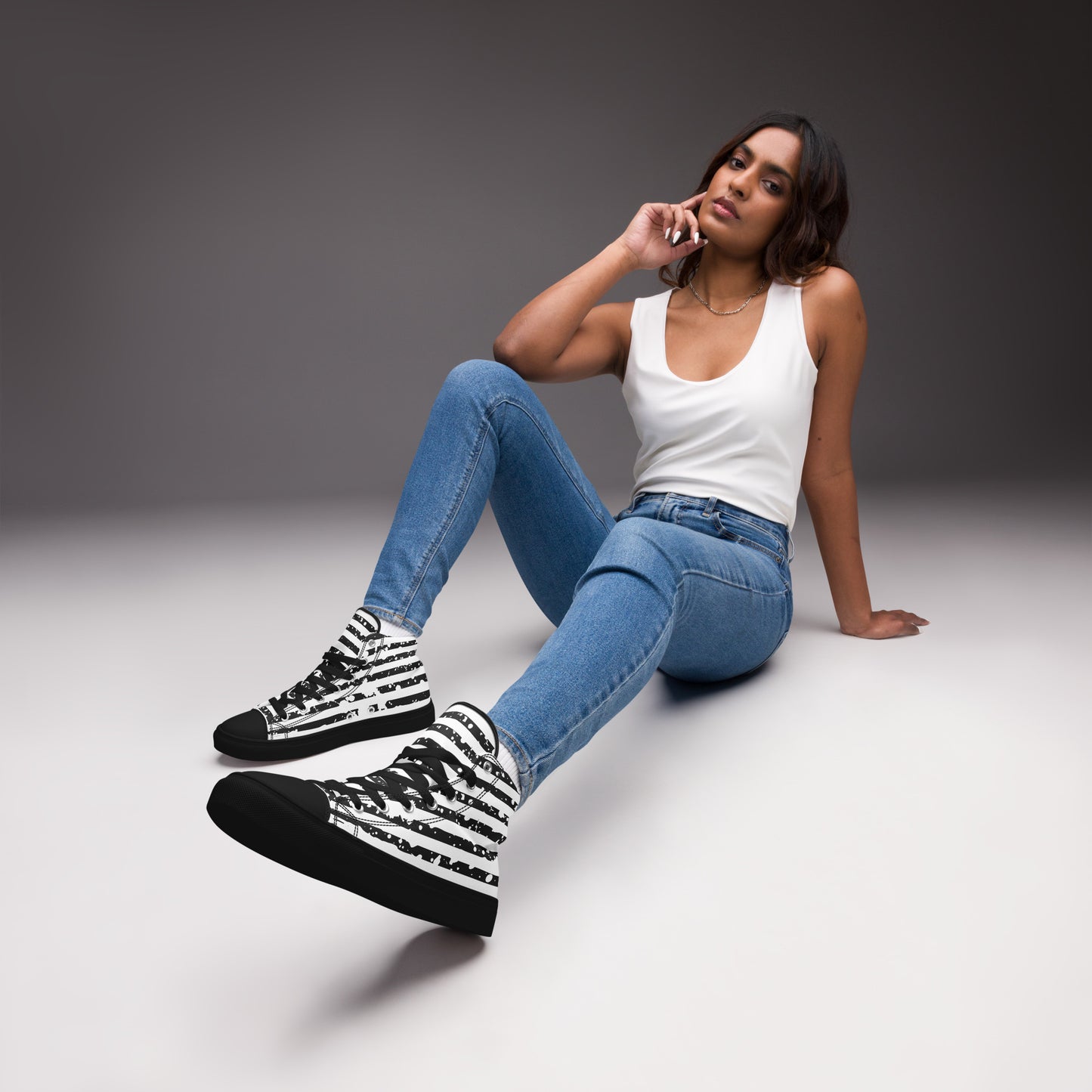 SHINE BRIGHT Women's High Top Canvas Shoes (Black)