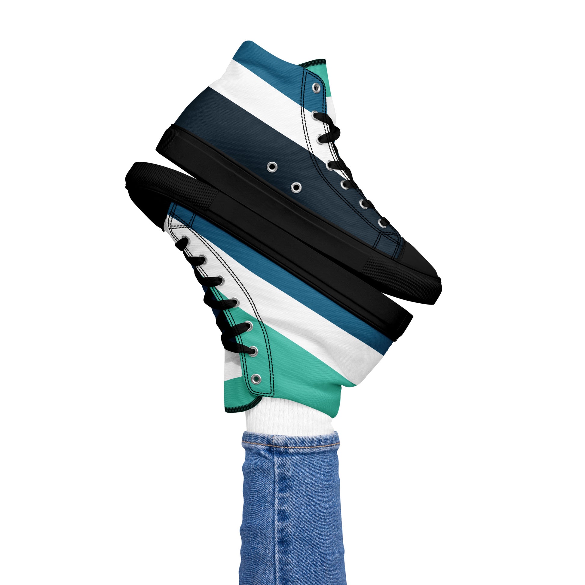 OCEAN DEPTHS Women's High Top Canvas Shoes - SOULSKY