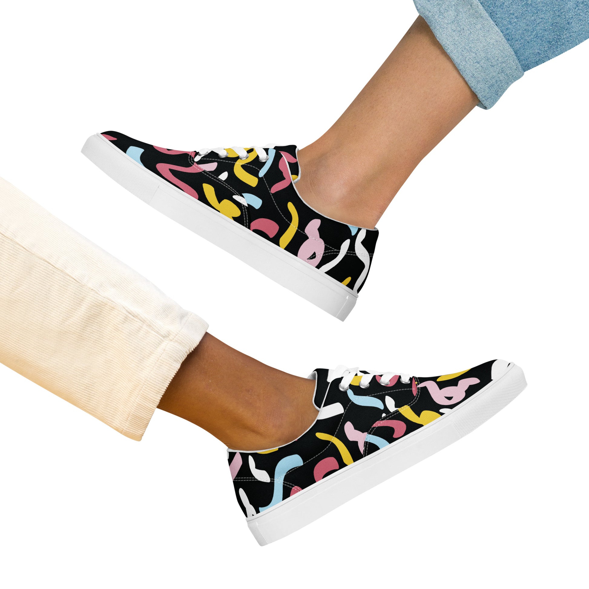 QUANTUM Women’s Lace-Up Canvas Shoes - SOULSKY