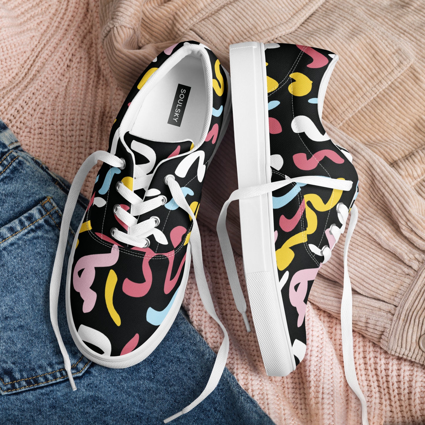 QUANTUM Women’s Lace-Up Canvas Shoes