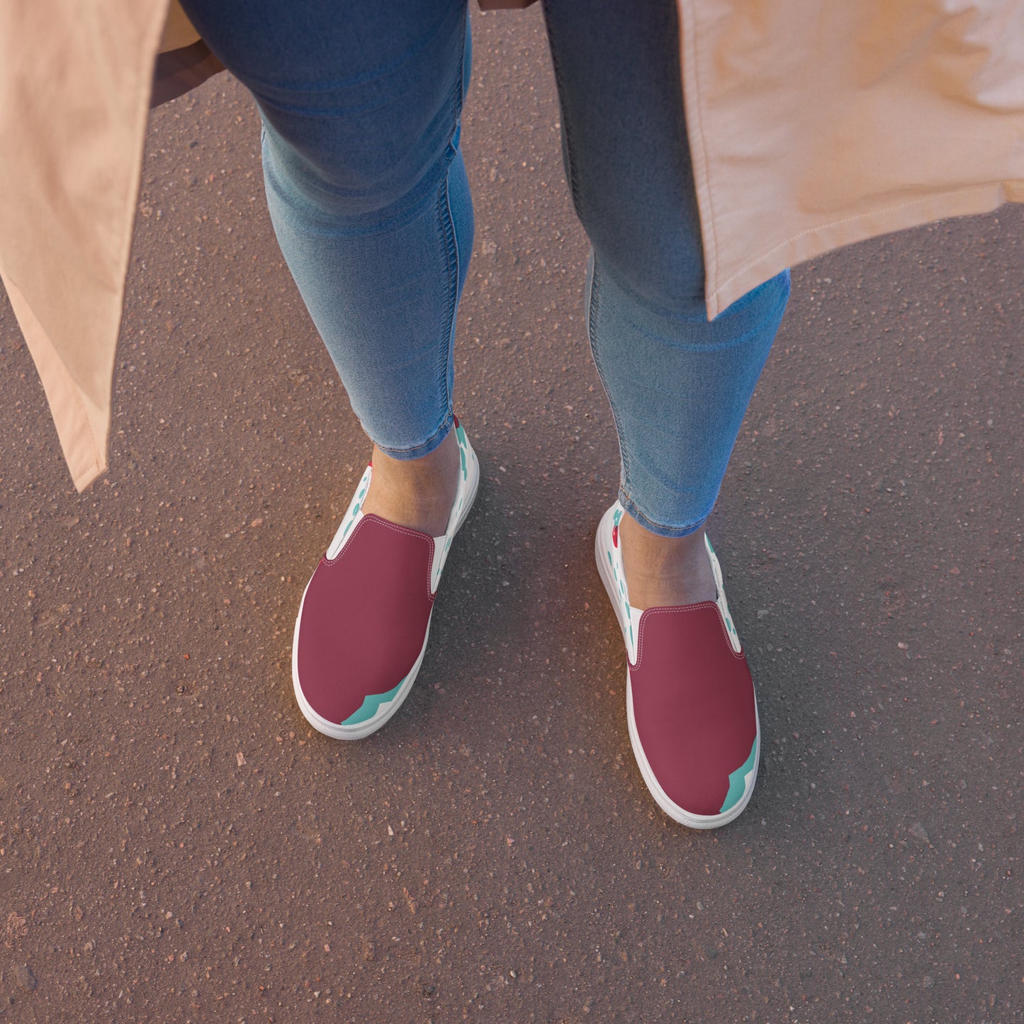 ILLUMINATE Women’s Slip-On Canvas Shoes