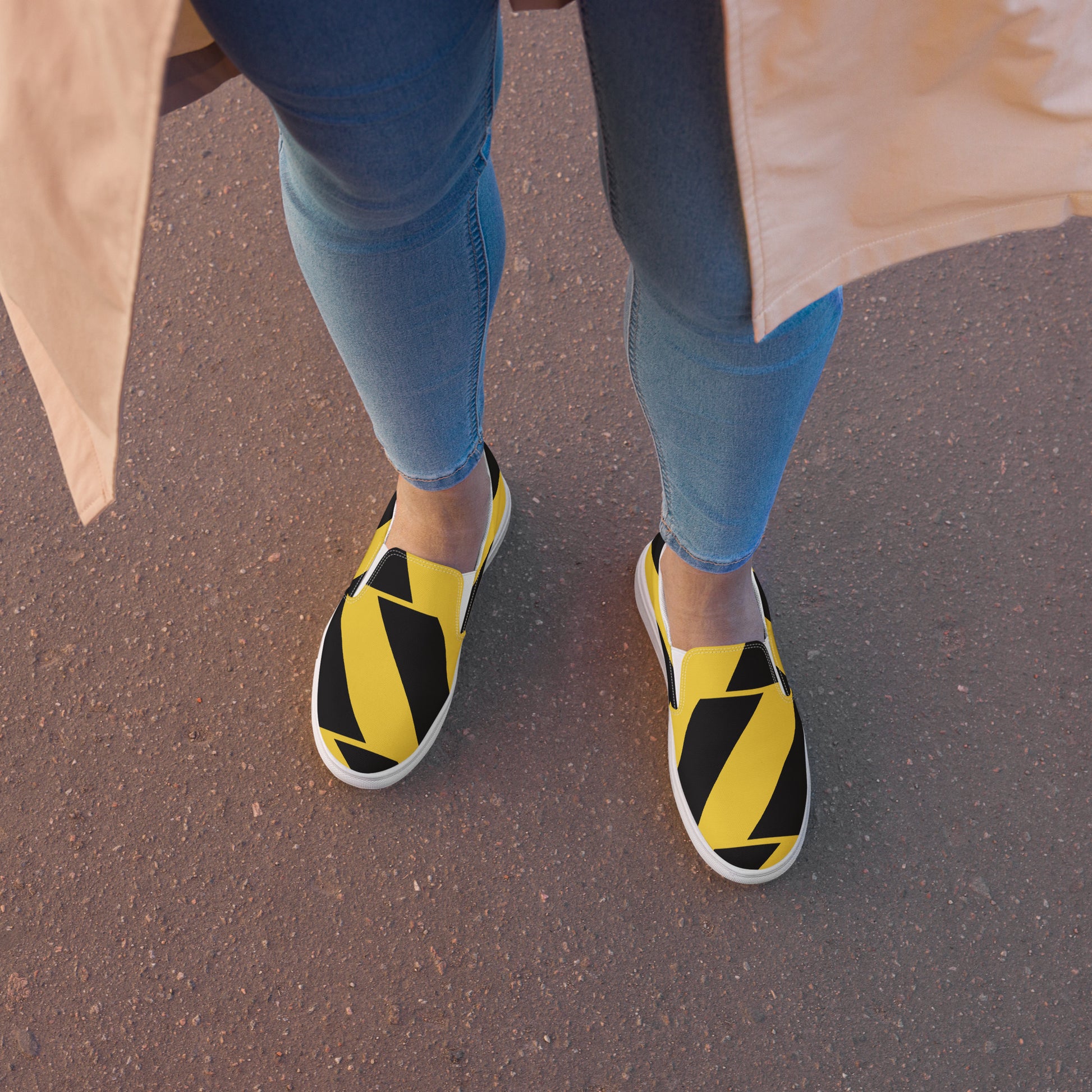 ARCHITECT Women’s Slip-On Canvas Shoes - SOULSKY