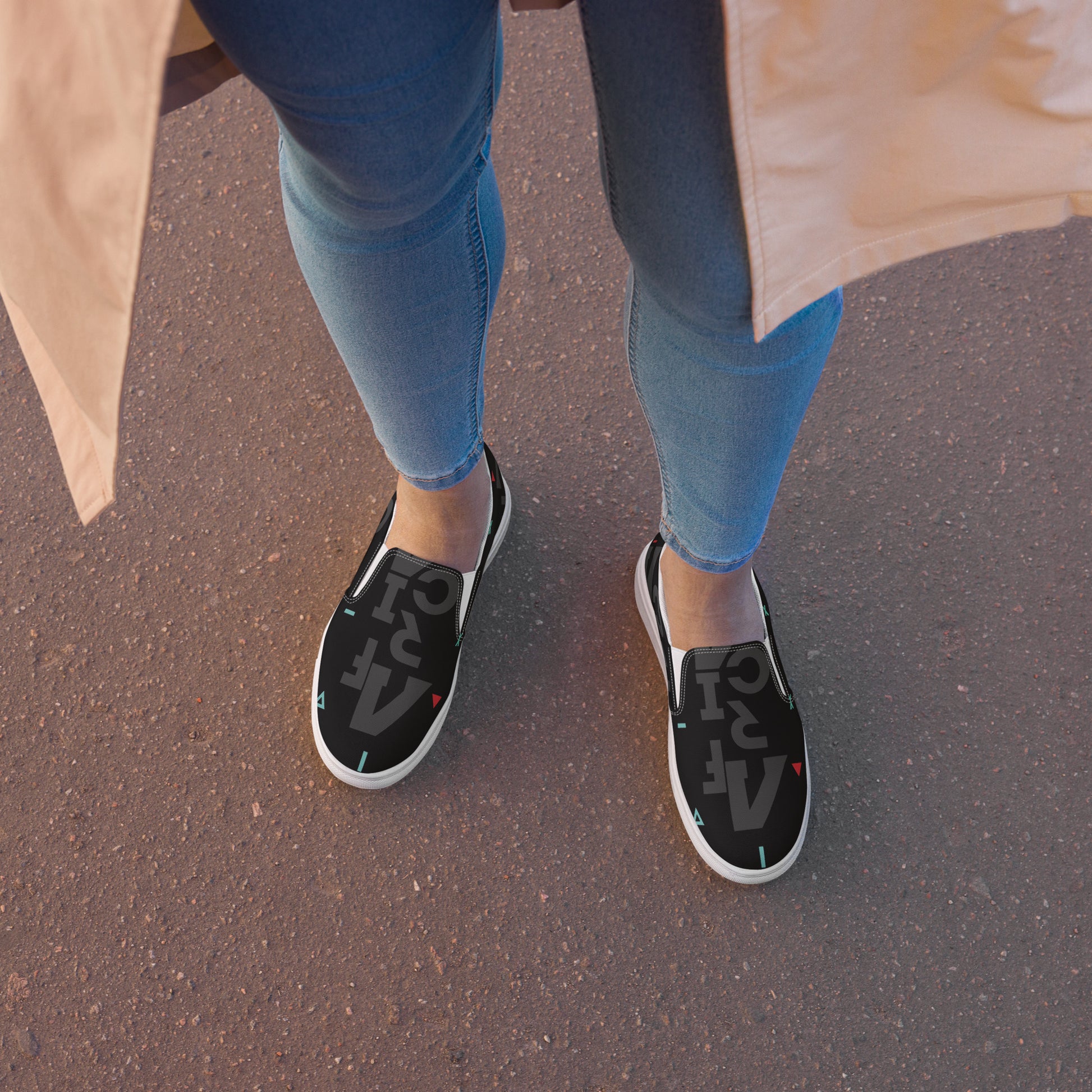 AFRICA IS THE FUTURE Women’s Slip-On Canvas Shoes - SOULSKY