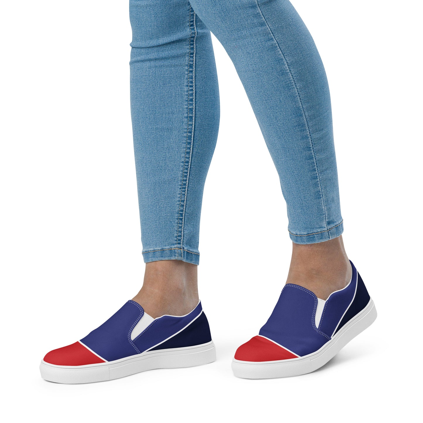 PIONEER Women’s Slip-On Canvas Shoes