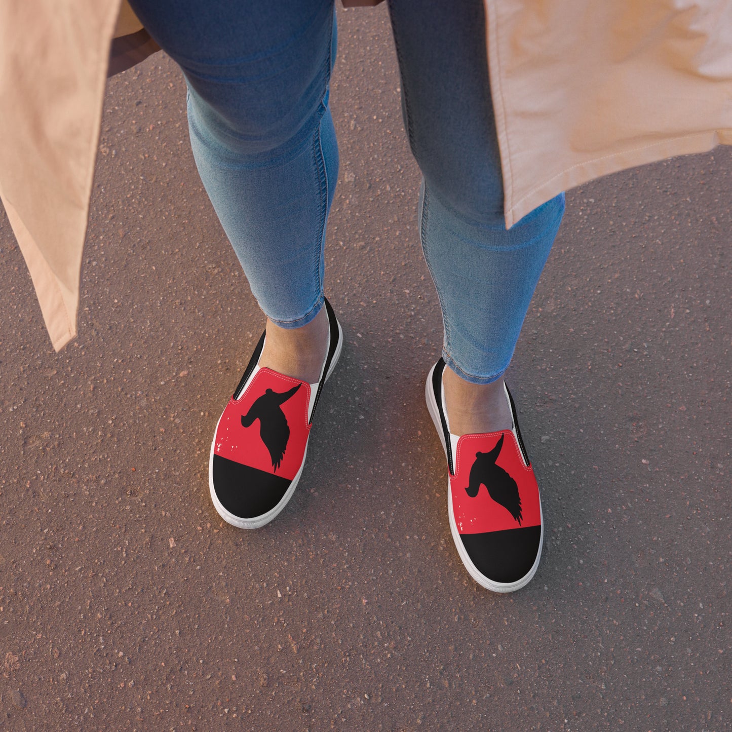 TAKE FLIGHT Women’s Slip-On Canvas Shoes