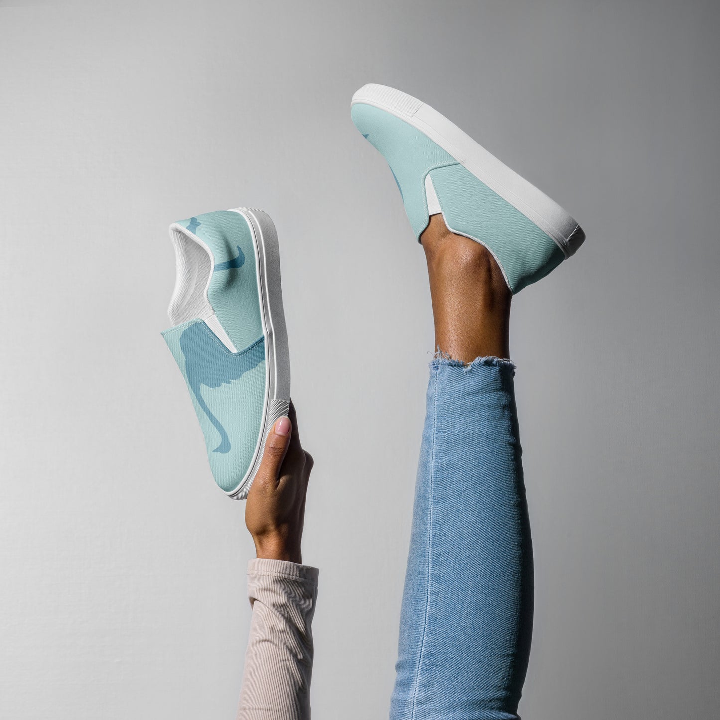 DANCER Women’s Slip-On Canvas Shoes