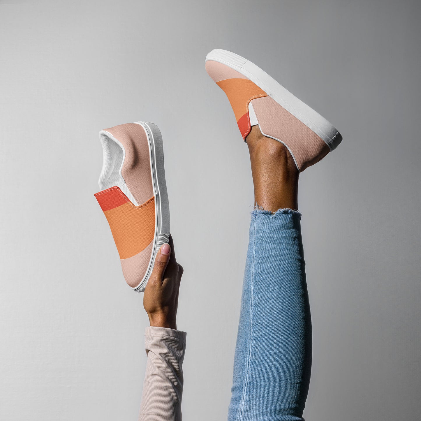 OCEAN CALM Women’s Slip-On Canvas Shoes (Orange)