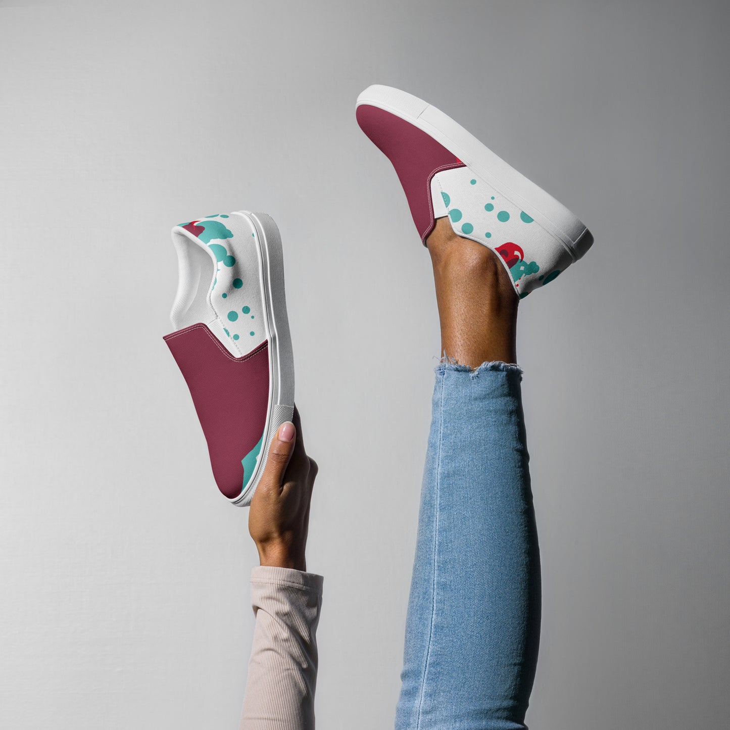 ILLUMINATE Women’s Slip-On Canvas Shoes