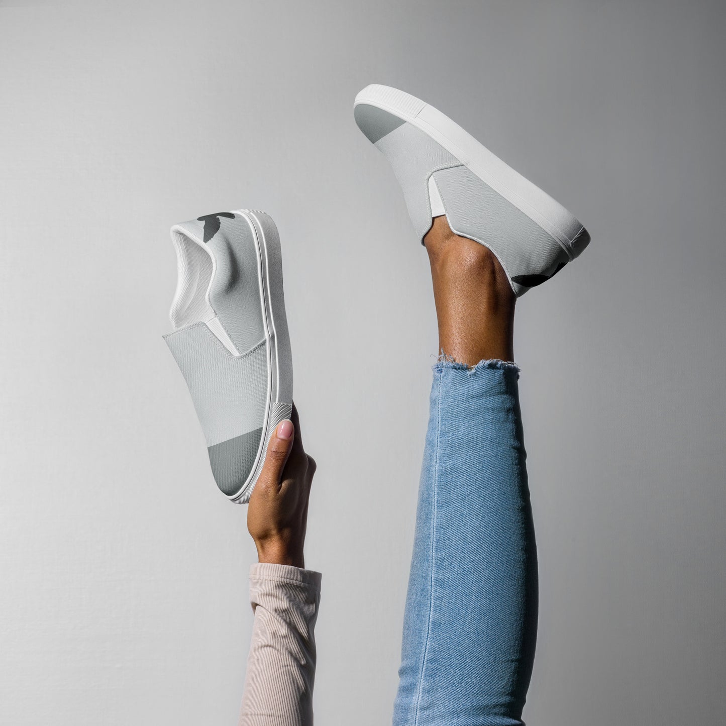 NEVER LOSE HOPE Women’s Slip-On Canvas Shoess (Gray)