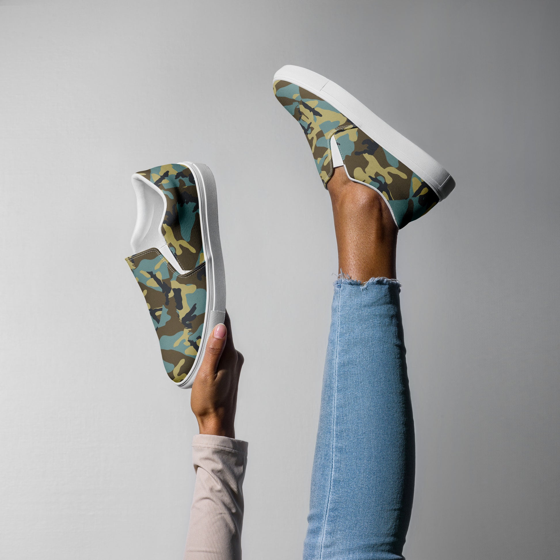 ADAPT Women’s Slip-On Canvas Shoes - SOULSKY