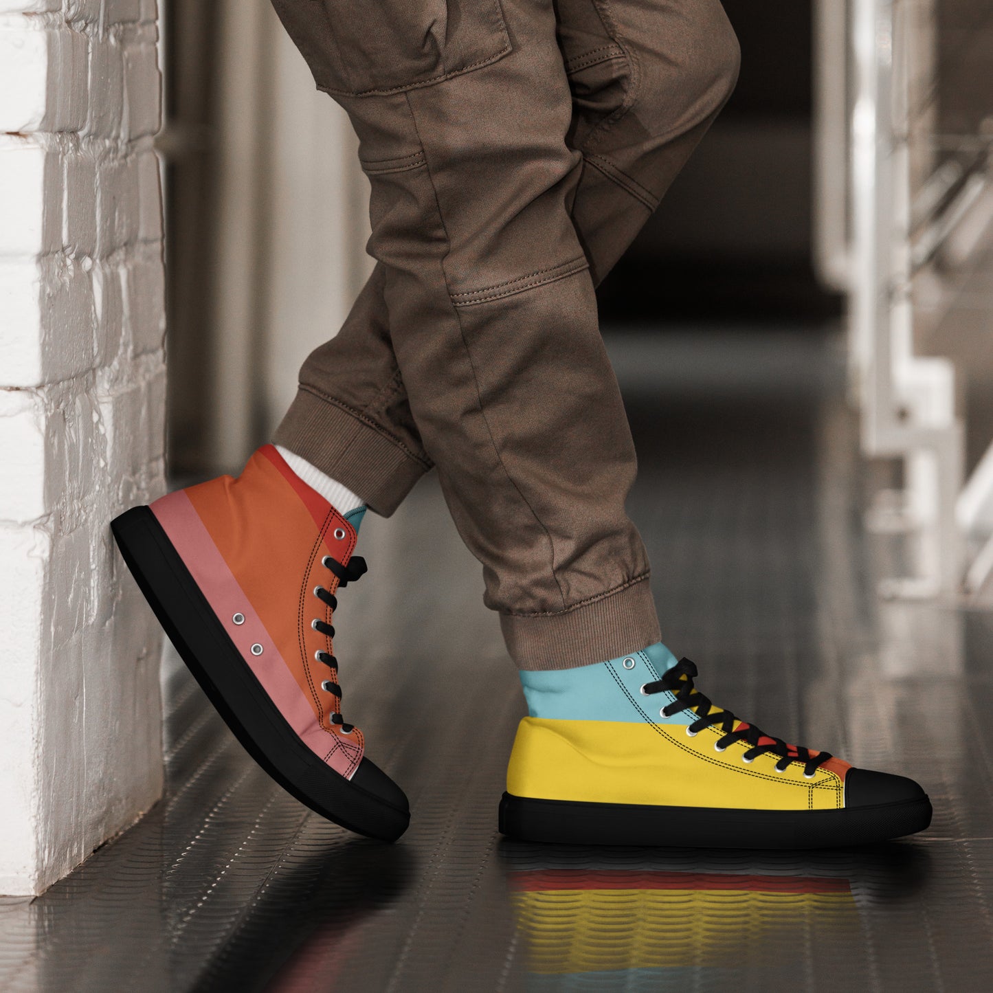 COLORFUL Men’s High Top Canvas Shoes